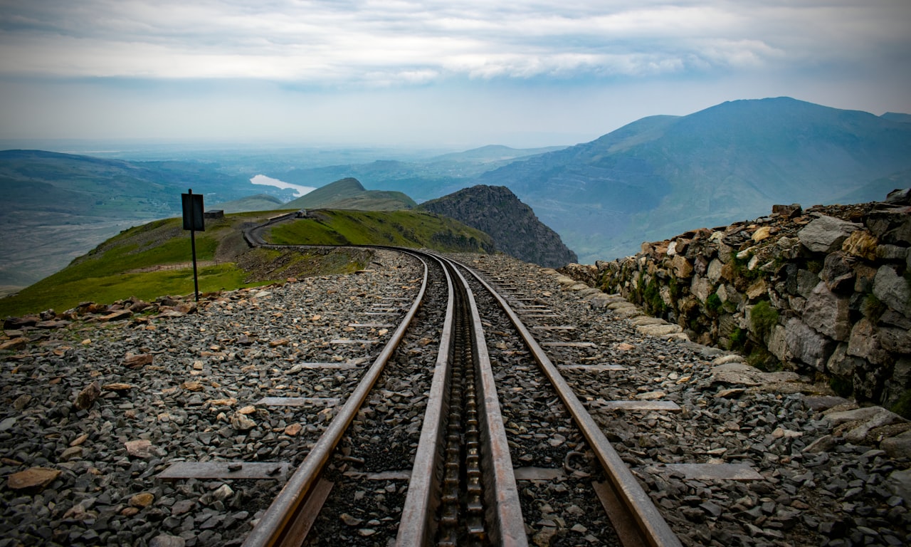 Traverses de chemin de fer : Types et méthodes de fixation