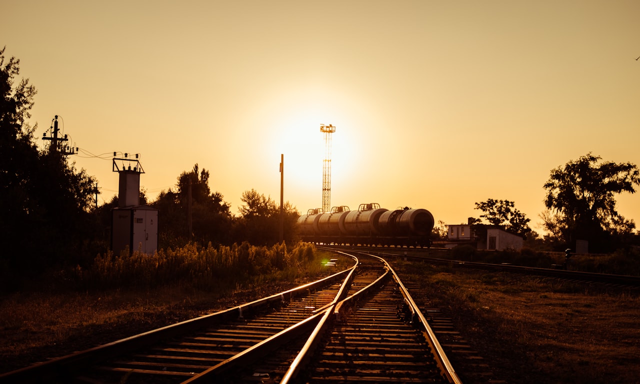 Types de joints de rail : éclisse, compromis, isolé, soudé, boulonné