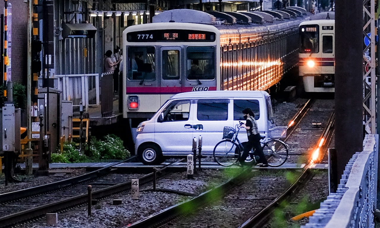 have trains falling off of track2