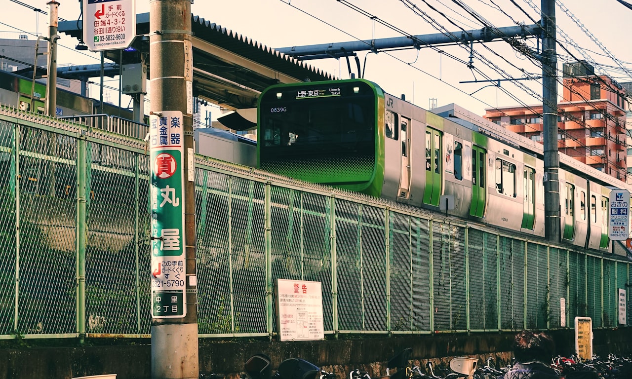 how long are train track rails2