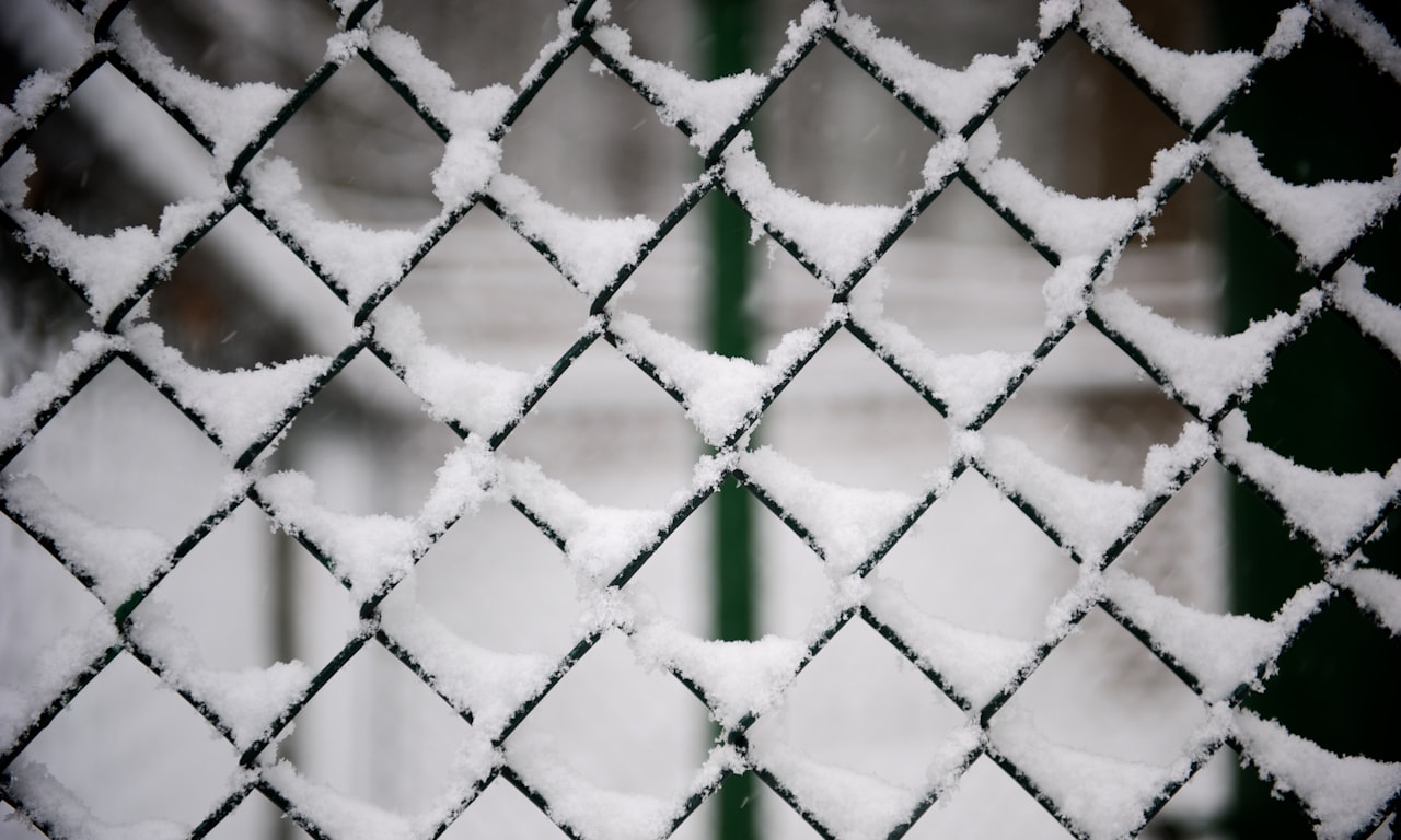 Méthodes de déneigement pour les voies ferrées : défis et solutions