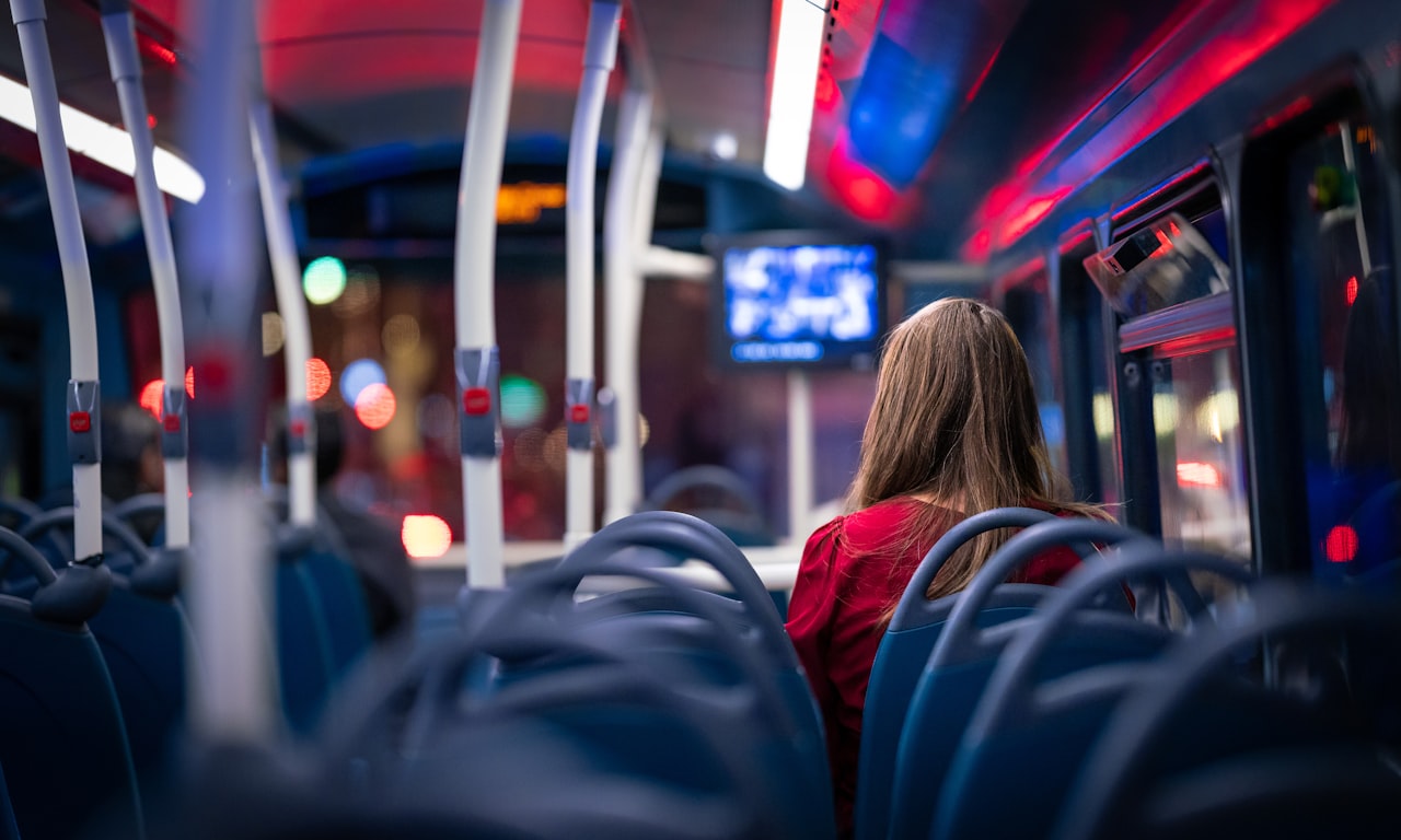 Pourquoi les bus ouvrent les portes aux passages à niveau : Règlements de sécurité